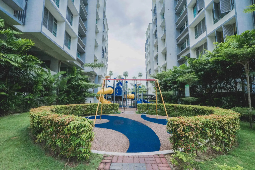 2BR FREE WiFi near Jusco Aeon Ikea Waterpark Tesco