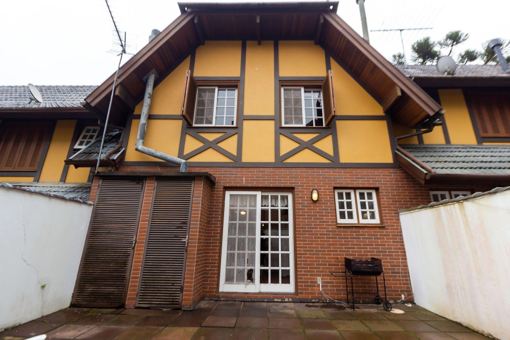 Casa 3 Quartos Condomínio Lage de Pedra