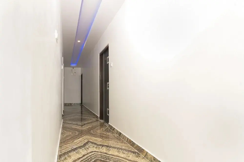 OYO 15244 Ryan Residency