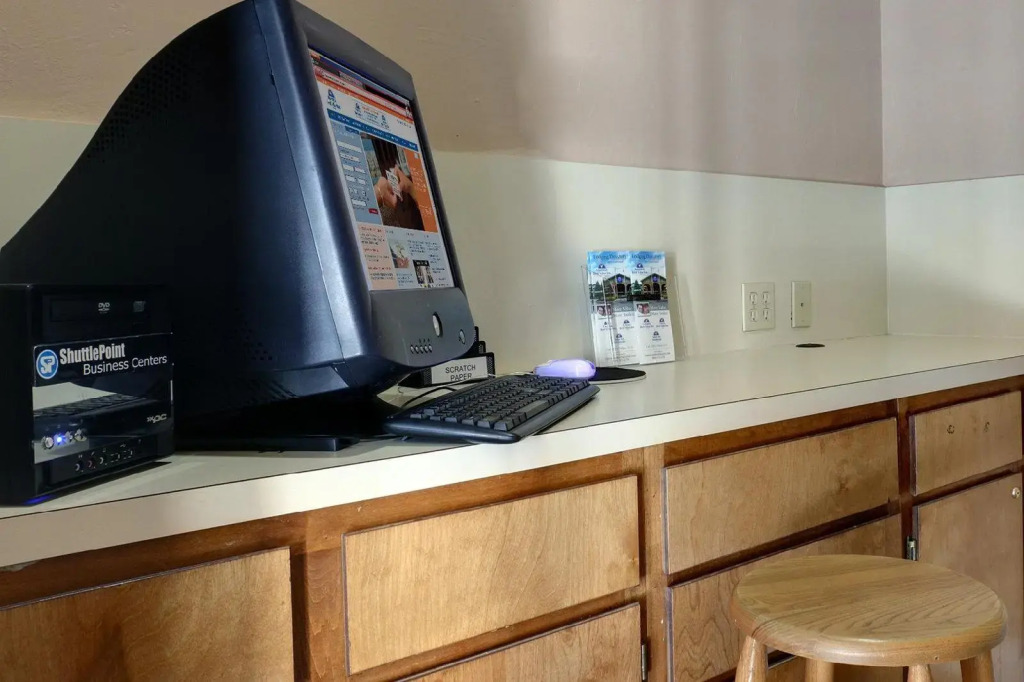 Amerihome Inn & Suites Houston Airport North