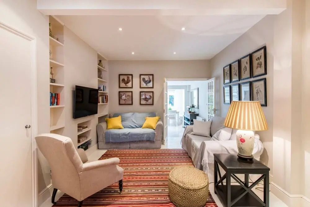 Delightful 2-bed Home, Fulham