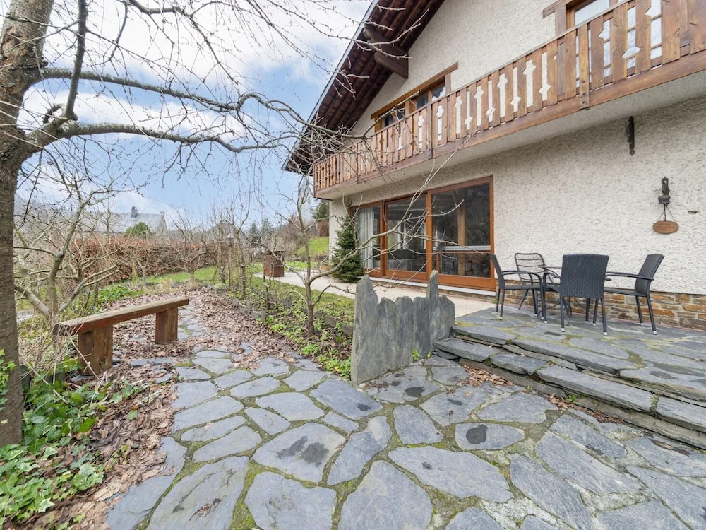 Capacious holiday home in Membre with garden