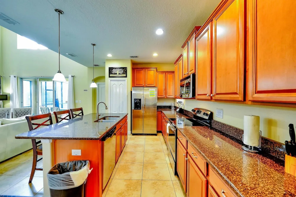 Paradise Palms Resort, Just Minutes From Disney!!!!