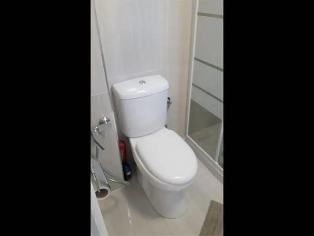 Large Superior 3 bedroom Apartment 15 Bathroom two Balconies full Aircondition