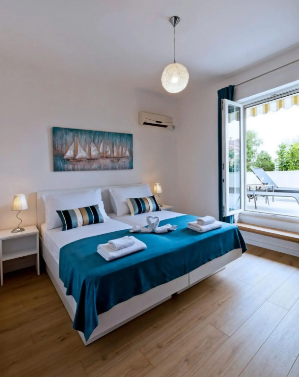 Ina2 - Modern and Cosy - A2
