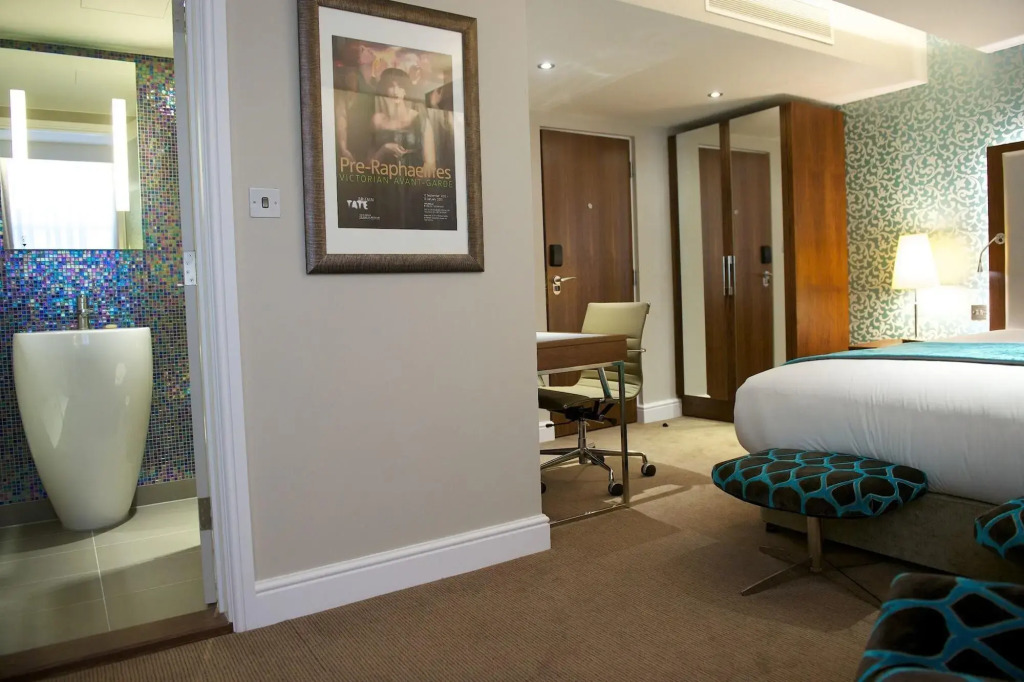 The Belgrave Hotel