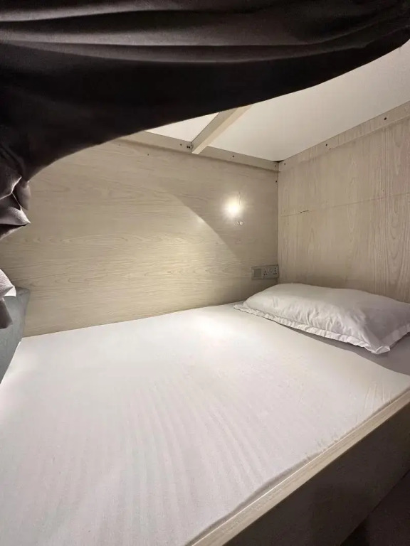 Bollywood Beach Hostel