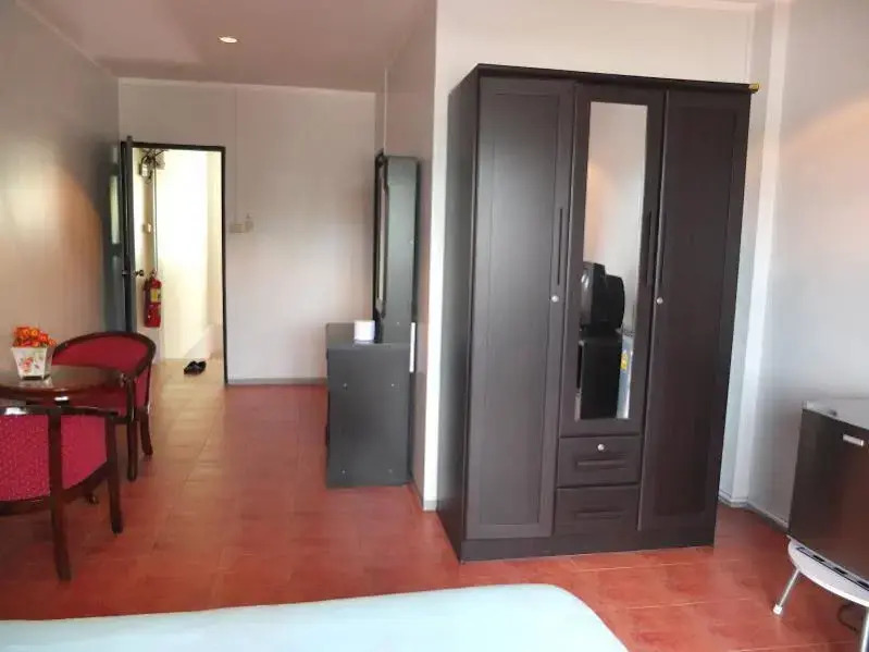 Friends Cafe Jomtien Guesthouse