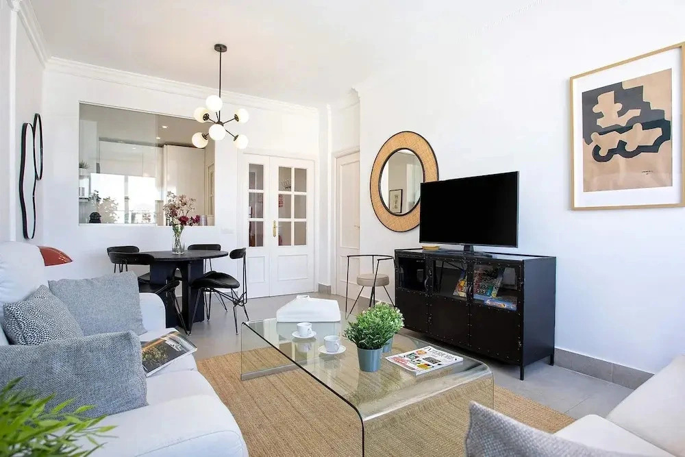 Modern 1 Bd Apartm Prime Location Next to Las Setas Campana