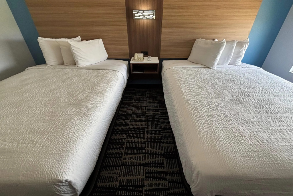 Jacksonville Inn & Suites