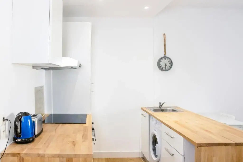 Bel appartement (2p) en plein Centre d’Antibes