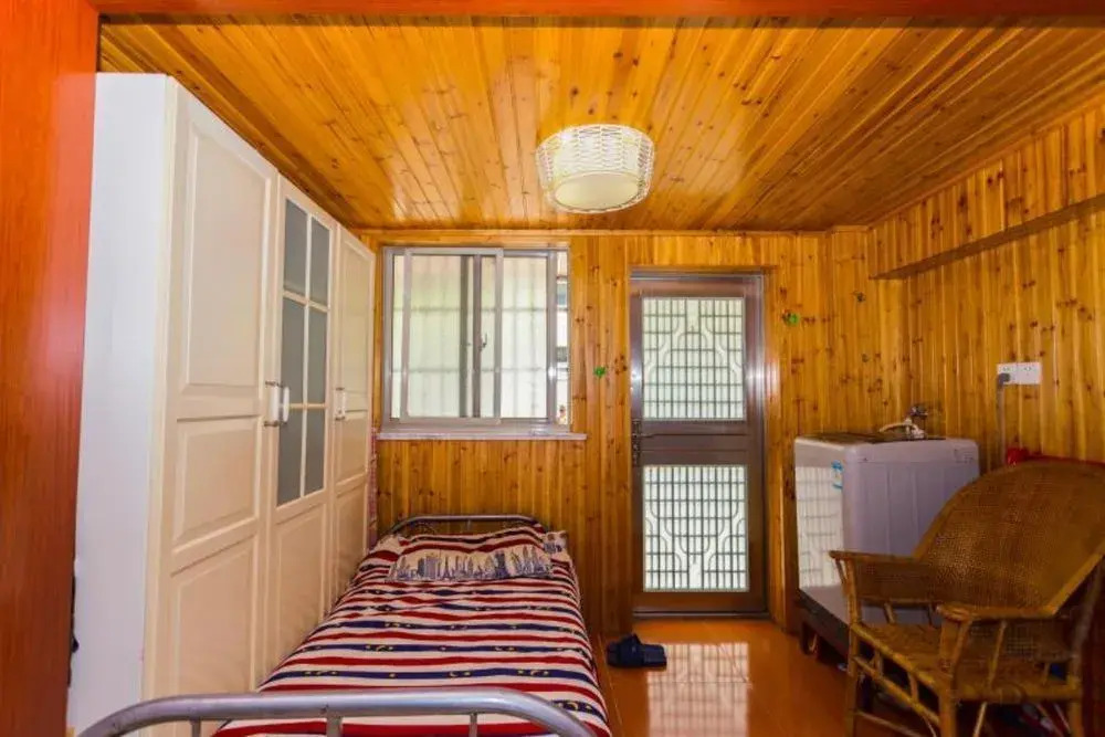 Pujiang Home Lodging Jiaotong Rd
