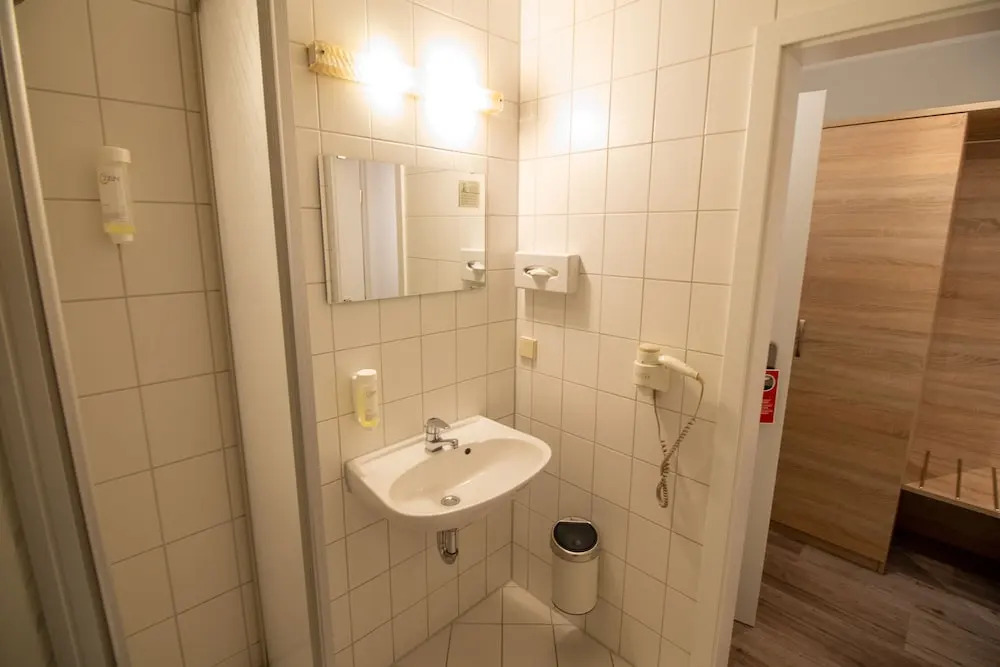 Wolfsburg Fallersleben Hotel by Belvilla
