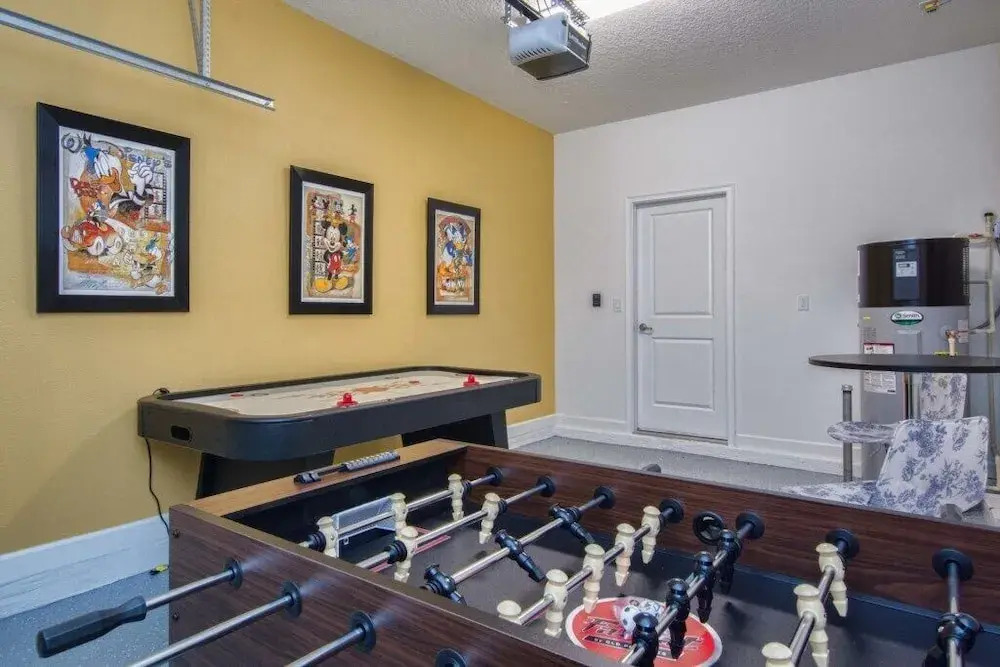 Storey Lake- 6 Bedroom Pool Home- 1654ST