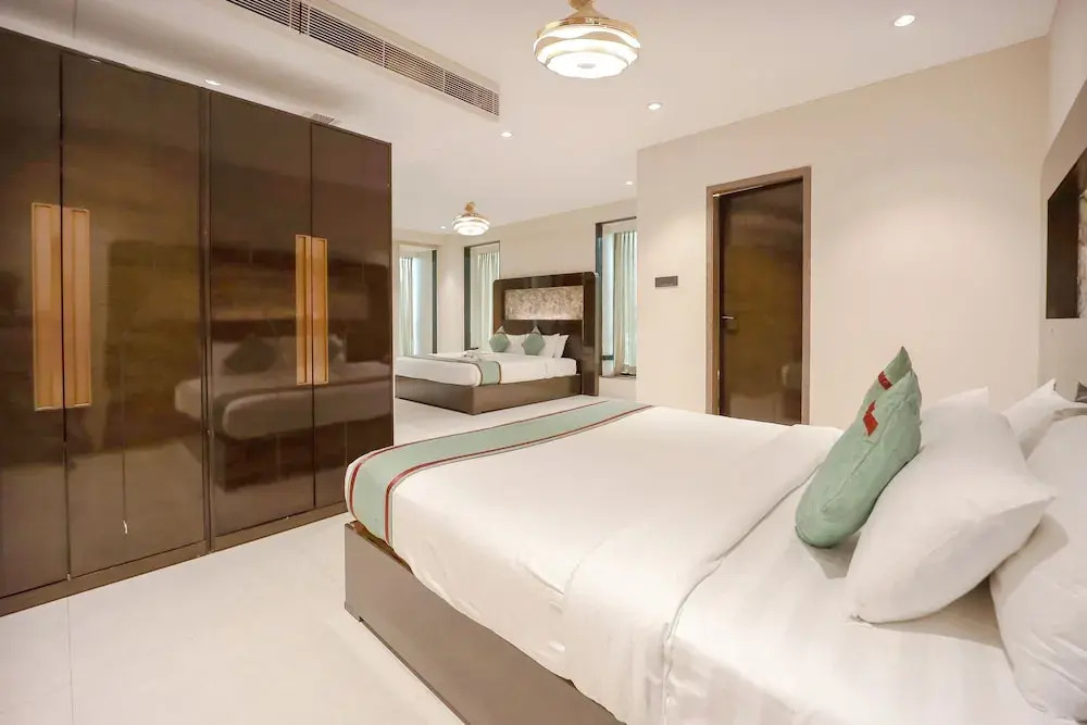 Zip By Spree Hotels Surat