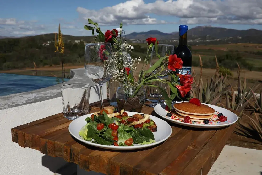 Sarab Hotel