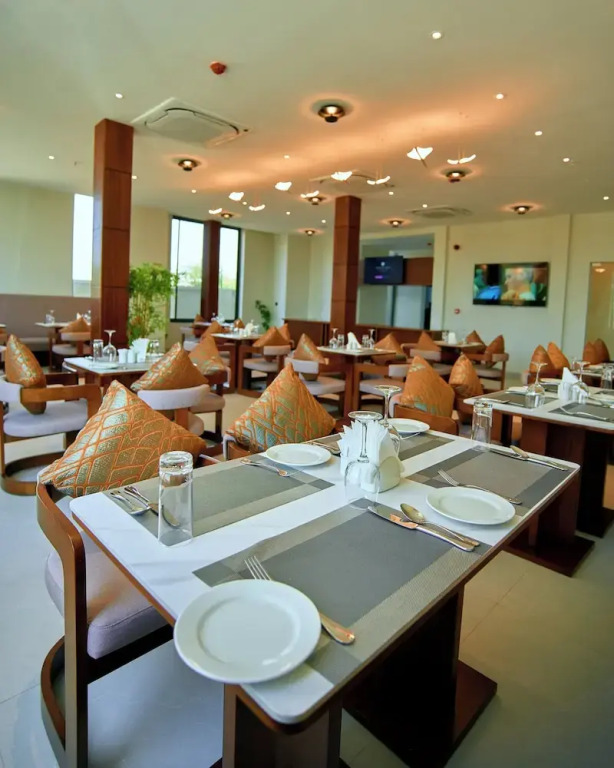 Zabibu Hotel