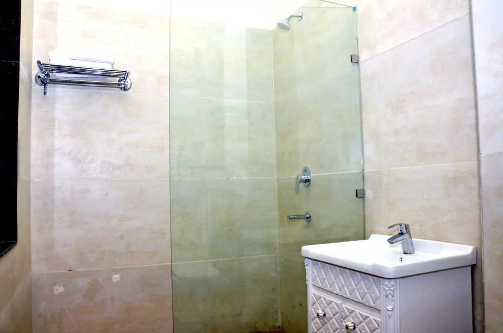 Hotel Golden Residency