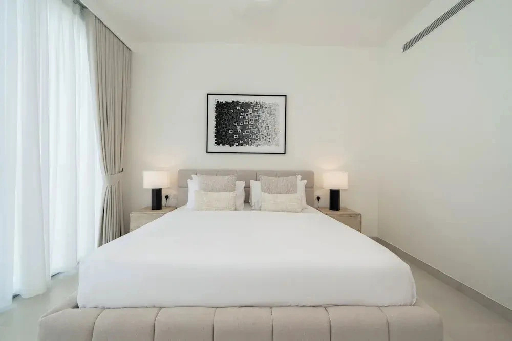 Luxury 1BR LIV Marina Modern Marina View