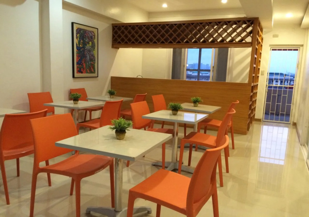 Stone House Hotel Pasay