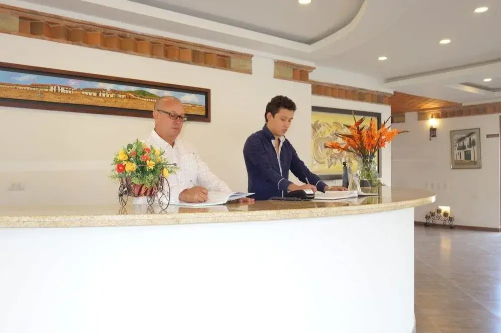 Hotel Puente Piedra