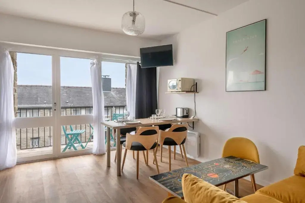 Charmant appartement a deux cent cinquante metre de la plage a Arzon