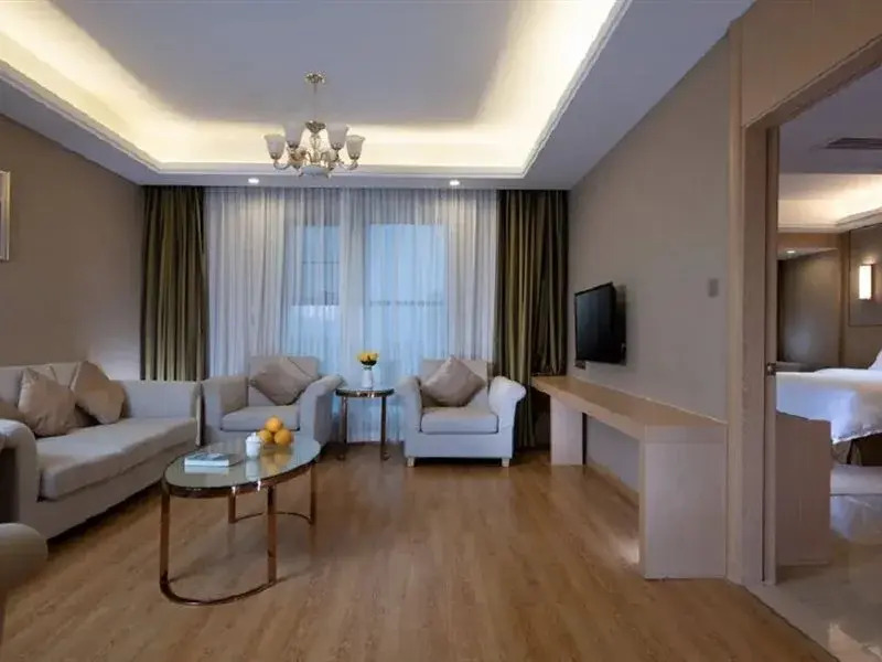 Vienna Hotel Xiufeng Park, HeshanDistrict,Yiyang