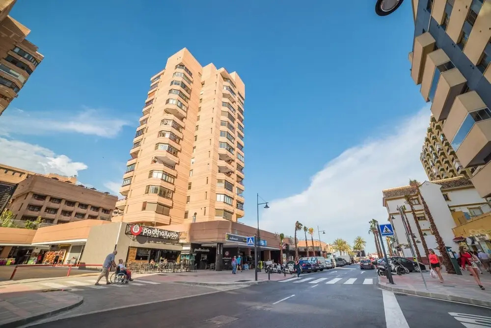 Apartment With one Bedroom in Fuengirola, With Private Pool - 50 m From the Beach