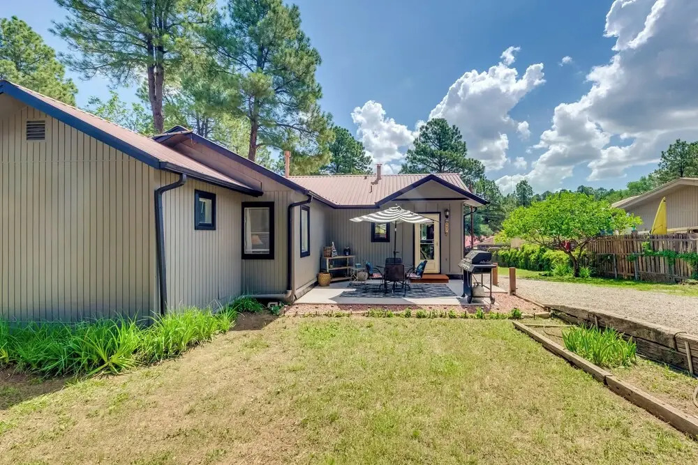 Ruidoso Home w/ Patio, Walk to Restaurants!