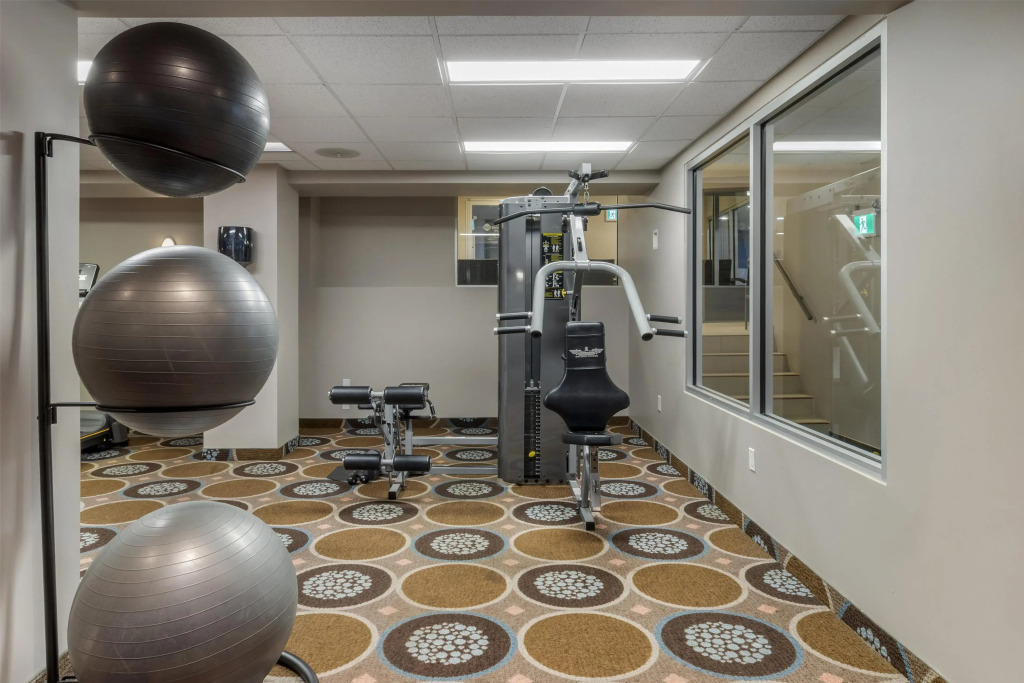 Best Western Plus Chocolate Lake Hotel - Halifax