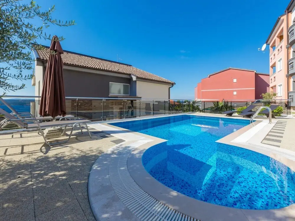 Apartments Livaya