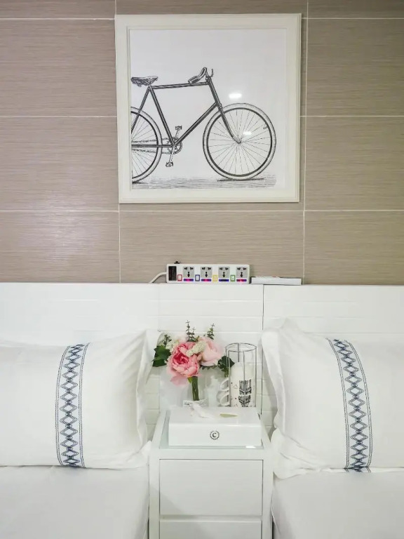 Whole Sunshine International Guest House