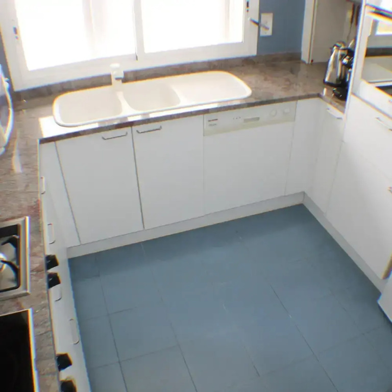 Avenida 5A in Roses With 3 Bedrooms and 2 Bathrooms