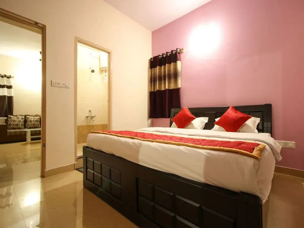 UY Palace By OYO Rooms