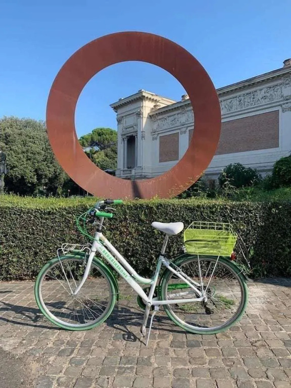 Bed&BikeRome GIULIO CESARE