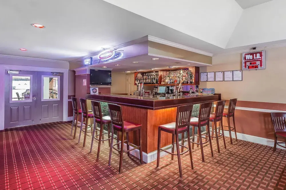 Clarion Inn