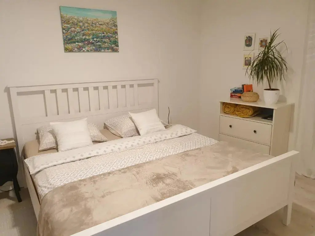 The 2Sisters Suite