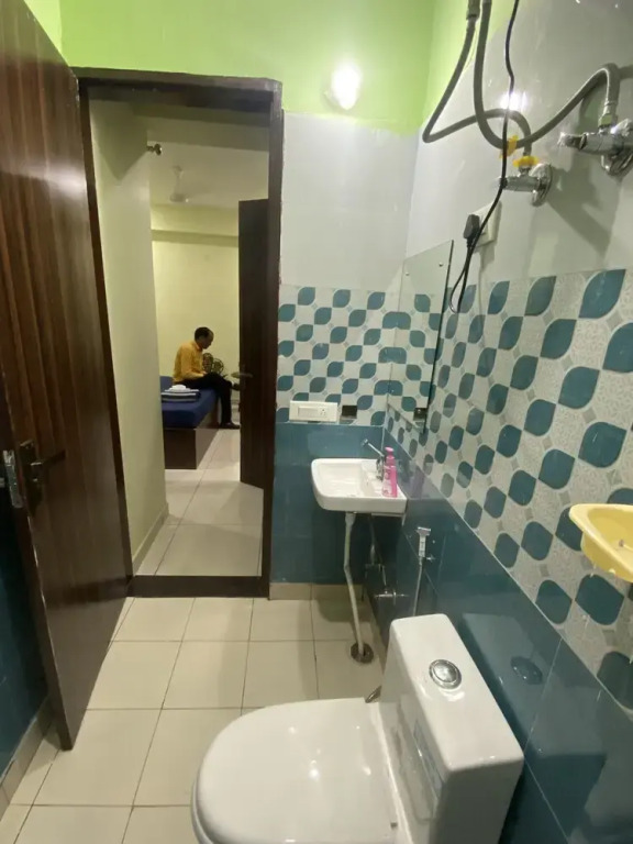 Pause LAVISH Living Gurgaon