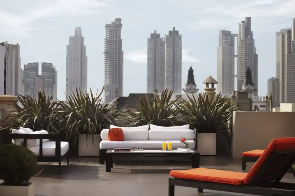 Moreno 820 by DOT Suites
