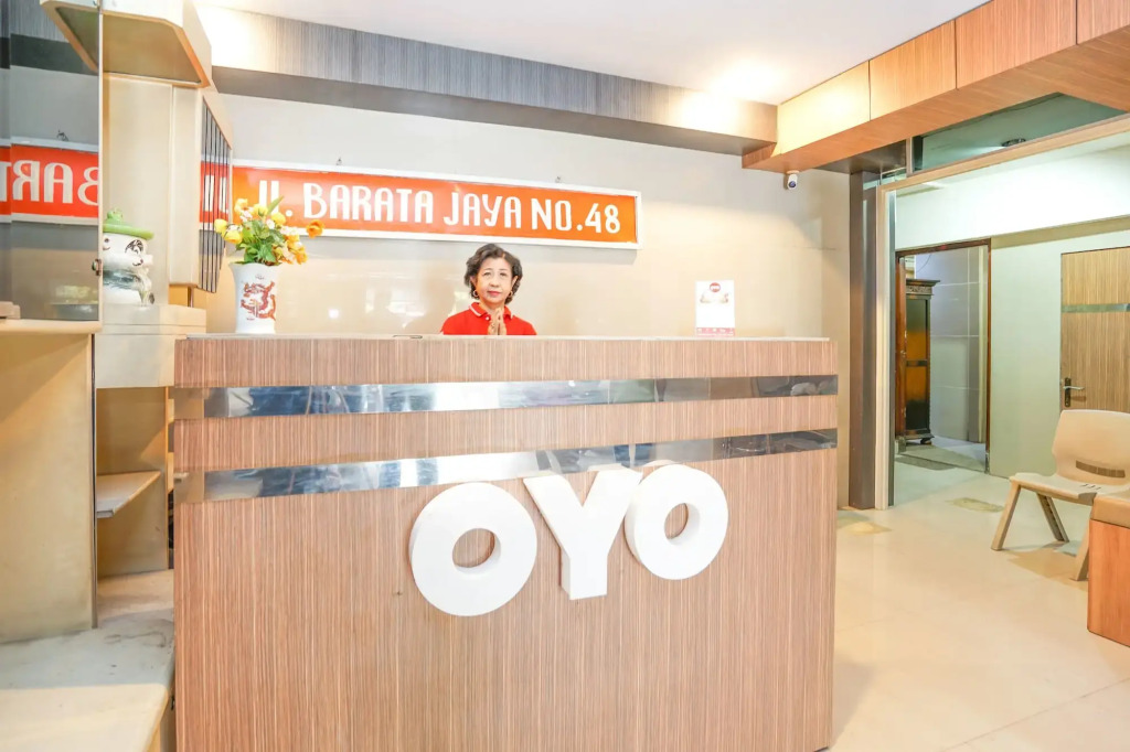 OYO 164 Ang's Residence