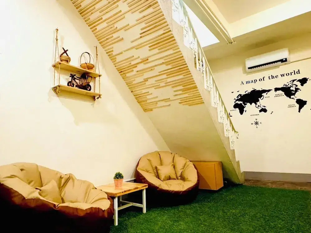 Charming Hostel