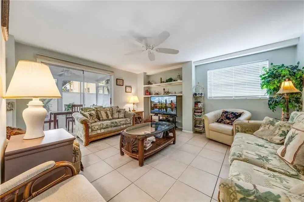 Seahorse 3, 3 Bedrooms, Sleeps 8, Pet Friendly, Heated Pool
