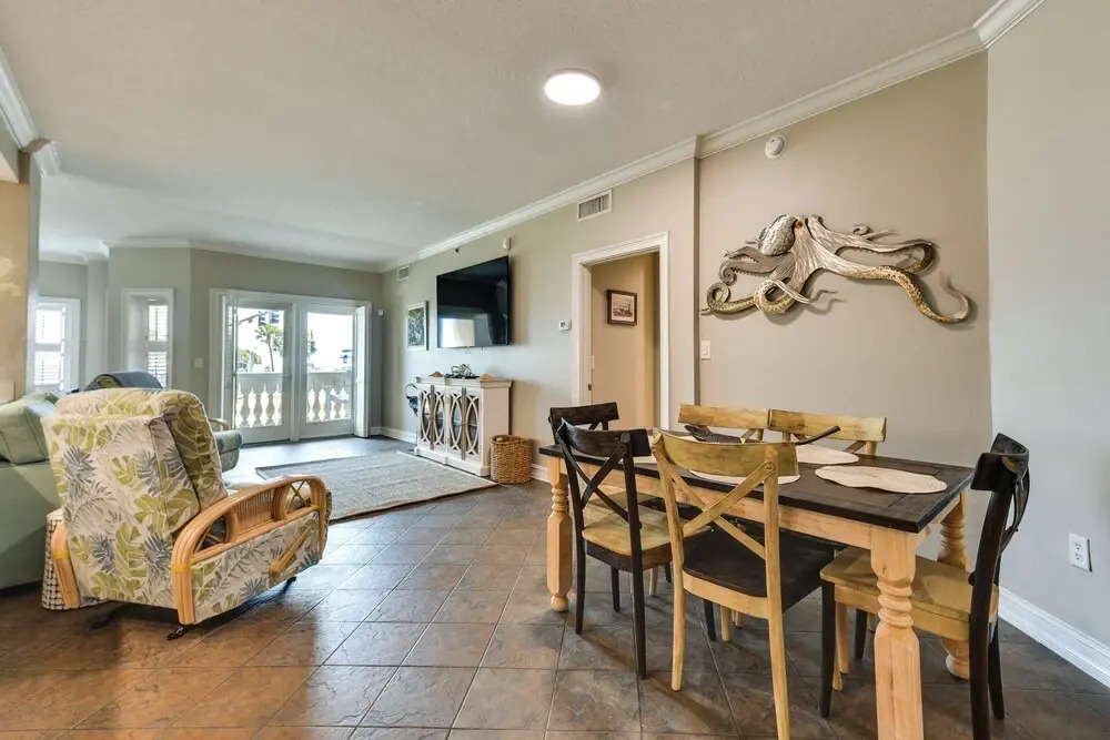 Pet-friendly Fernandina Beach Condo: Walk to Beach