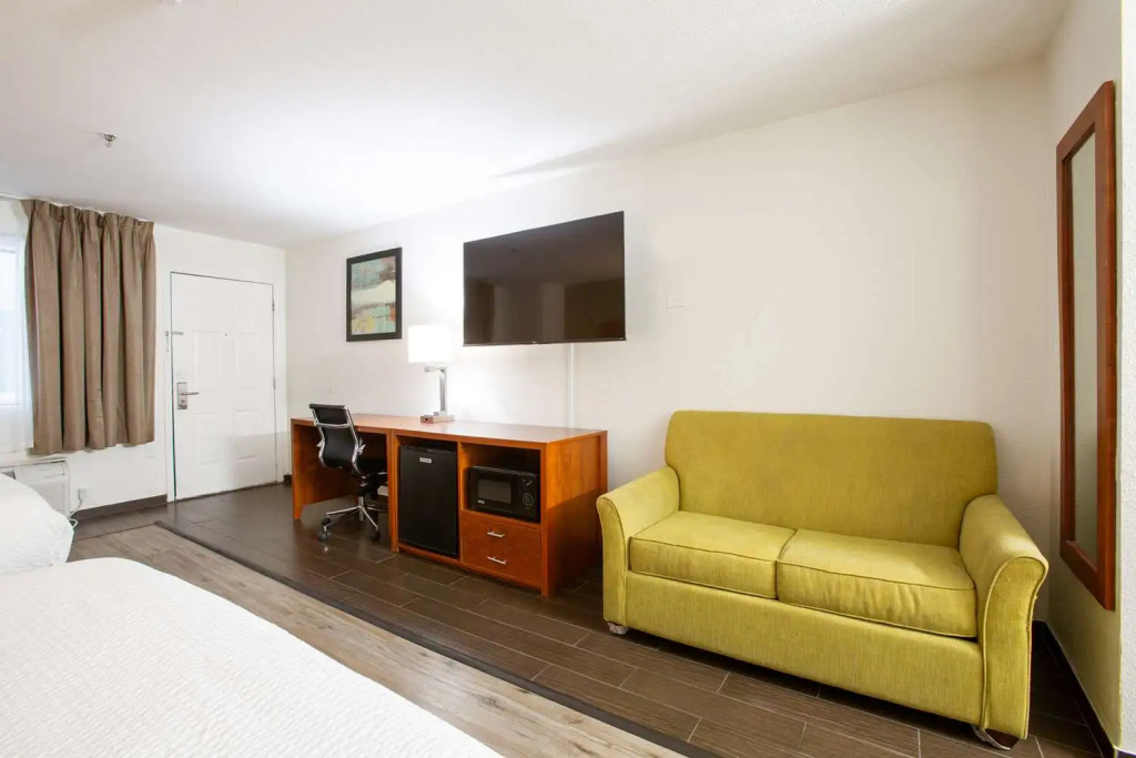 The Hotel Serene Glendale Peoria, Surestay Collection by Best Western