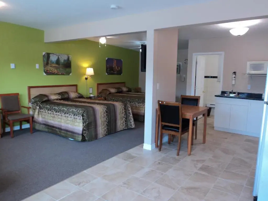 Rymals Motel