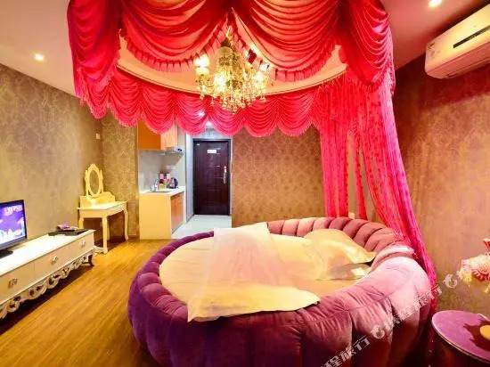 Wuhan Jiyuqiao Shangfei Theme Hotel