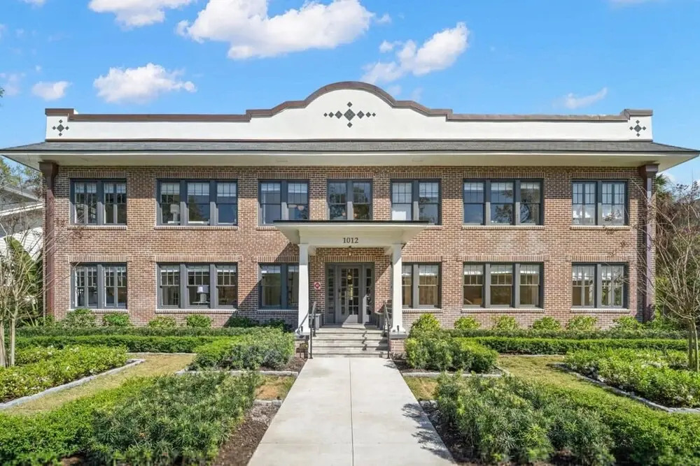 The Adaline 7 Luxury Hyde Park Apt