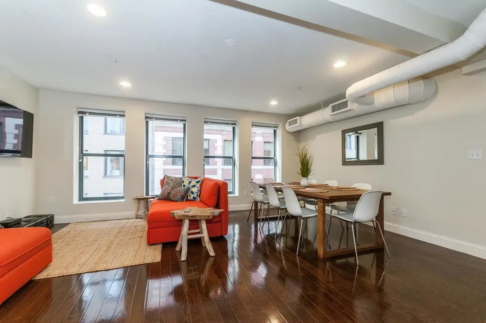 BOS003 2 Bedroom Apartment By Senstay