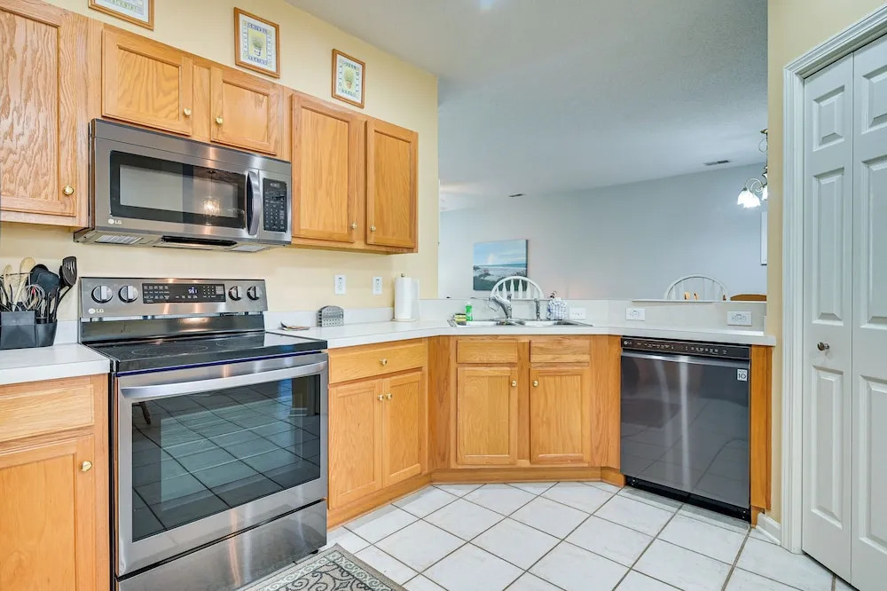 Myrtle Beach Golf Retreat w/ Pool Access!