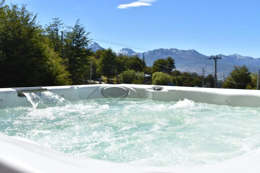 Altos Ushuaia Hotel & Resto